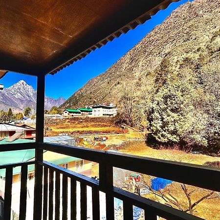 Lama Hotel - Cafe De Himalaya Lukla エクステリア 写真