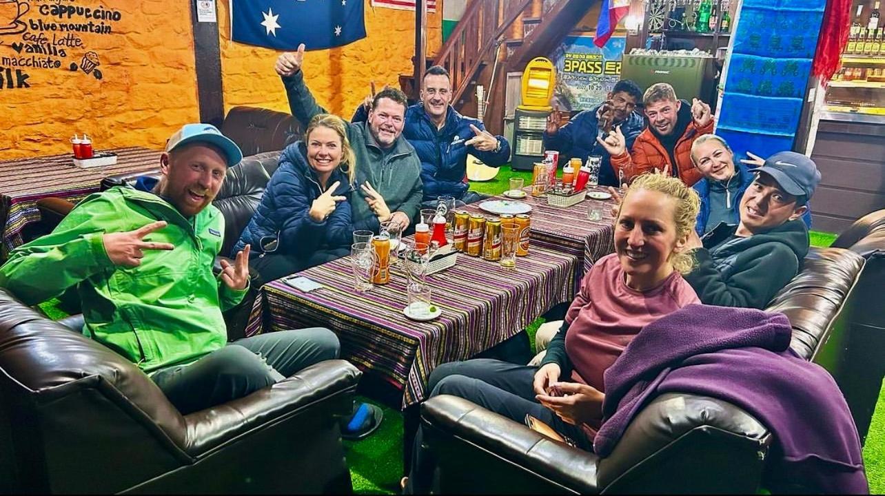 Lama Hotel - Cafe De Himalaya Lukla エクステリア 写真